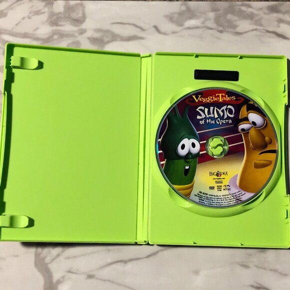 Lot of 2 DVD VeggieTales Lord Of The Beans & Sumo Of The Opera - Picture 9 of 11